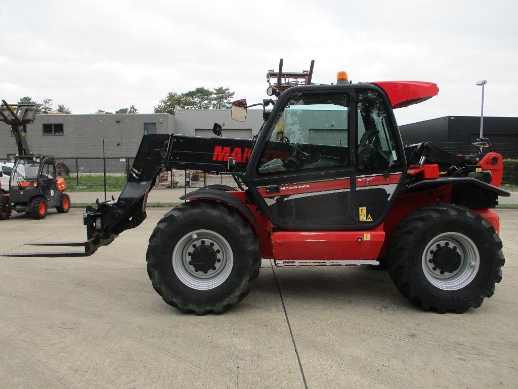 Verreiker MANITOU MLT 845 (118), Zakelijke goederen, Machines en Bouw | Houtbewerking, Ophalen