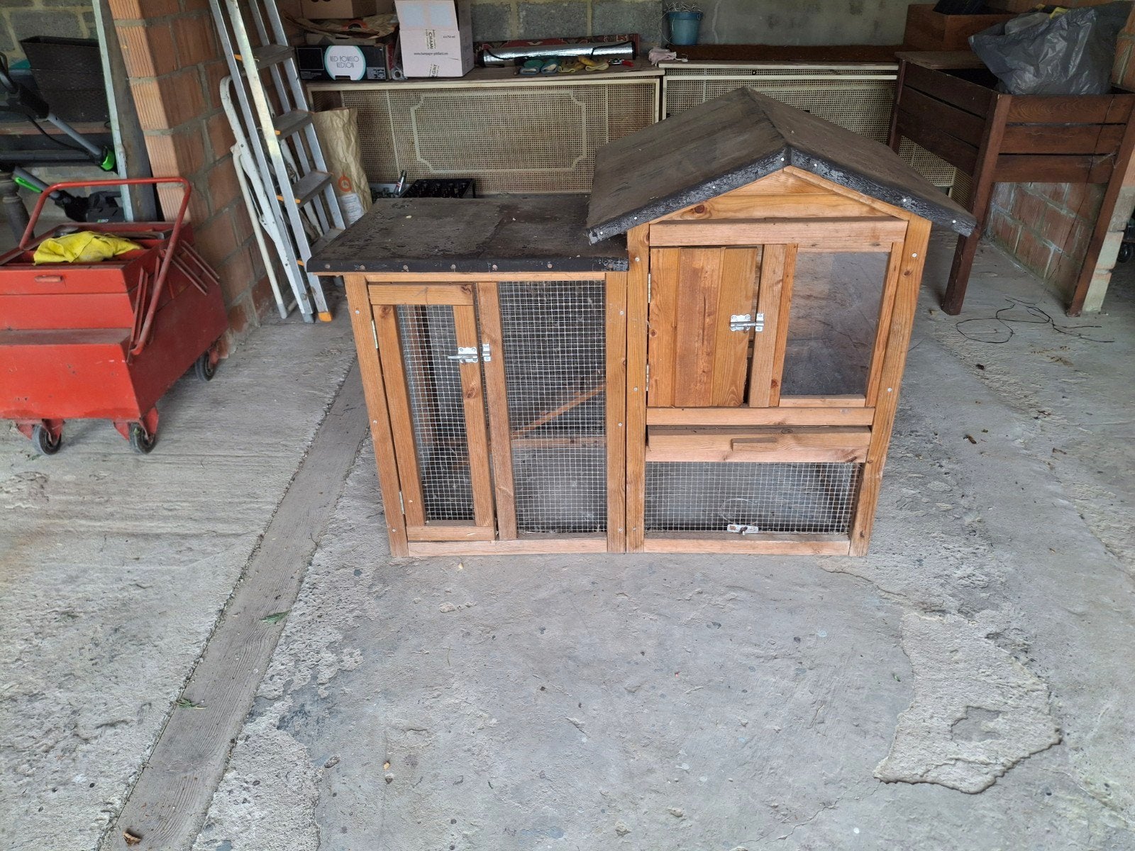Houten konijnenhok in zeer goede staat., Dieren en Toebehoren, Ophalen, Zo goed als nieuw, Hok, 60 tot 90 cm