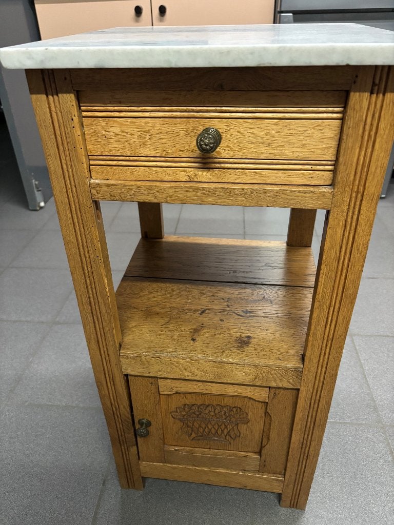 Table de nuit ancienne, 70 cm ou plus, Comme neuf, Moins de 45 cm, Enlèvement