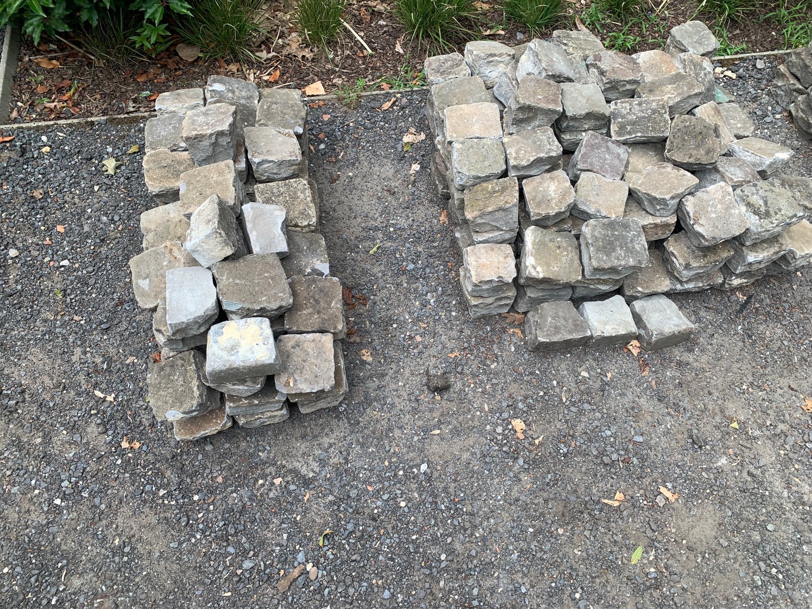 Kasseien gekuist - ca 12a13 cm vierkant - GRATIS, Tuin en Terras, Grind, Keien en Split, Ophalen, Zo goed als nieuw