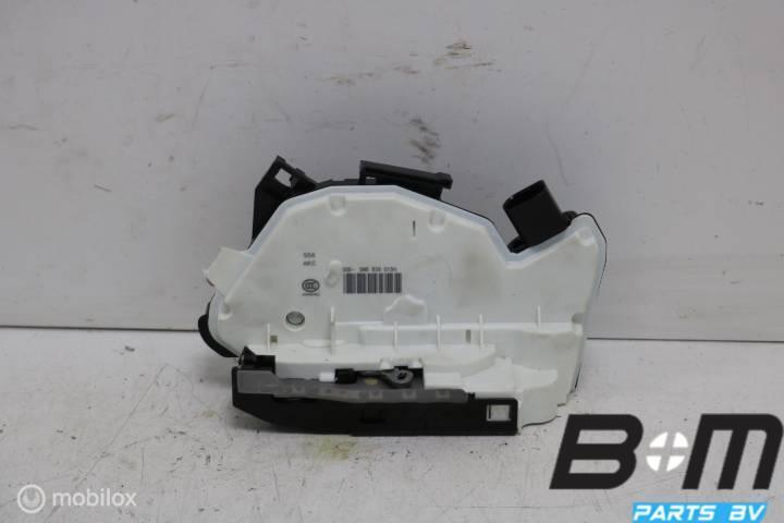 Portierslot linksvoor VW Passat CC 5N0839015H, Utilisé