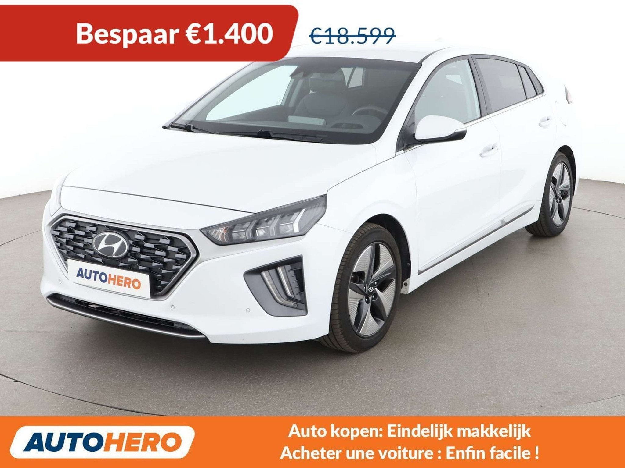 Hyundai IONIQ 1.6 Hybrid (bj 2023, automaat), Auto's, Gebruikt, 1580 cc, Wit, Leder