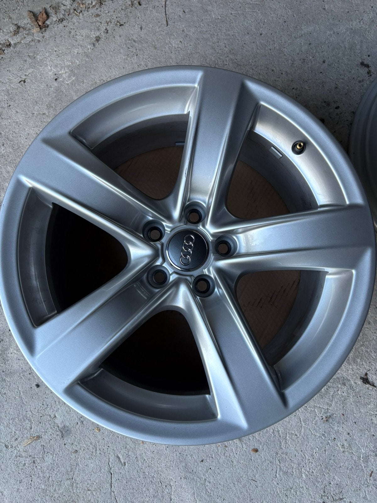 Jantes Audi originales 18’, Autos : Pièces & Accessoires, Pneus & Jantes, Enlèvement, 18 pouces, Jante(s)