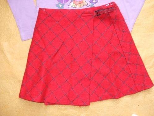 jacadi, une jupe d'hiver /60%laine/ pour la fille 4 ans, Kinderen en Baby's, Kinderkleding | Maat 104, Ophalen of Verzenden, Meisje