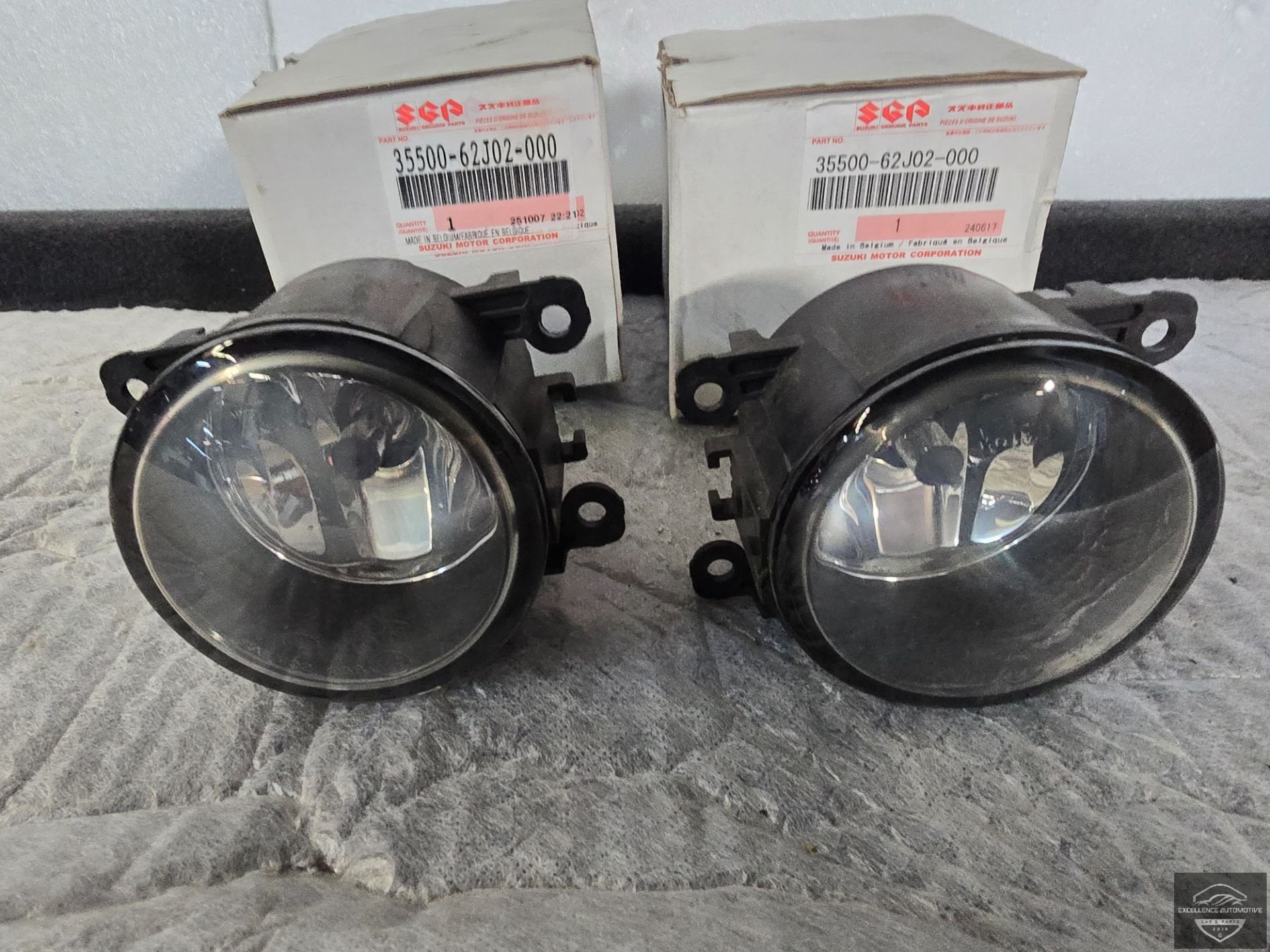 Jeu de feux antibrouillard gauche et droit pour Suzuki Swift, Info@suzuki.co.jp, Takatsuka-cho, Chuo-ku 300
432-8611  Hamamatsu