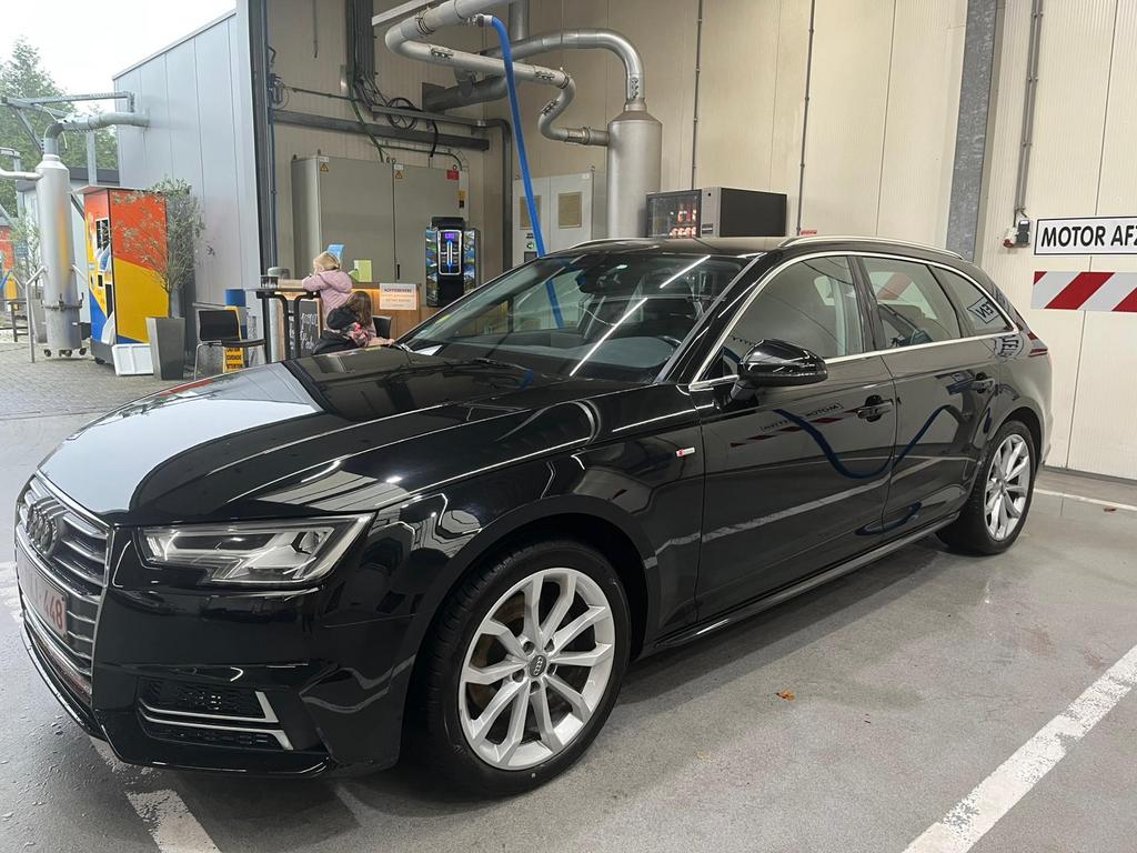 Audi A4, Auto's, Audi, Stof, 4 cilinders, A4, Zwart