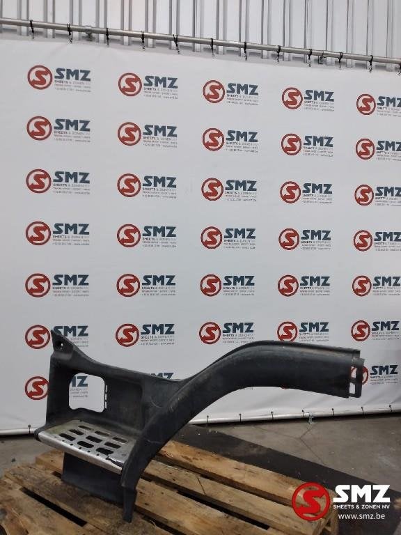 Occ marchepied gauche Volvo FM 20529638 20529478, Utilisé, Volvo, Autres pièces automobiles