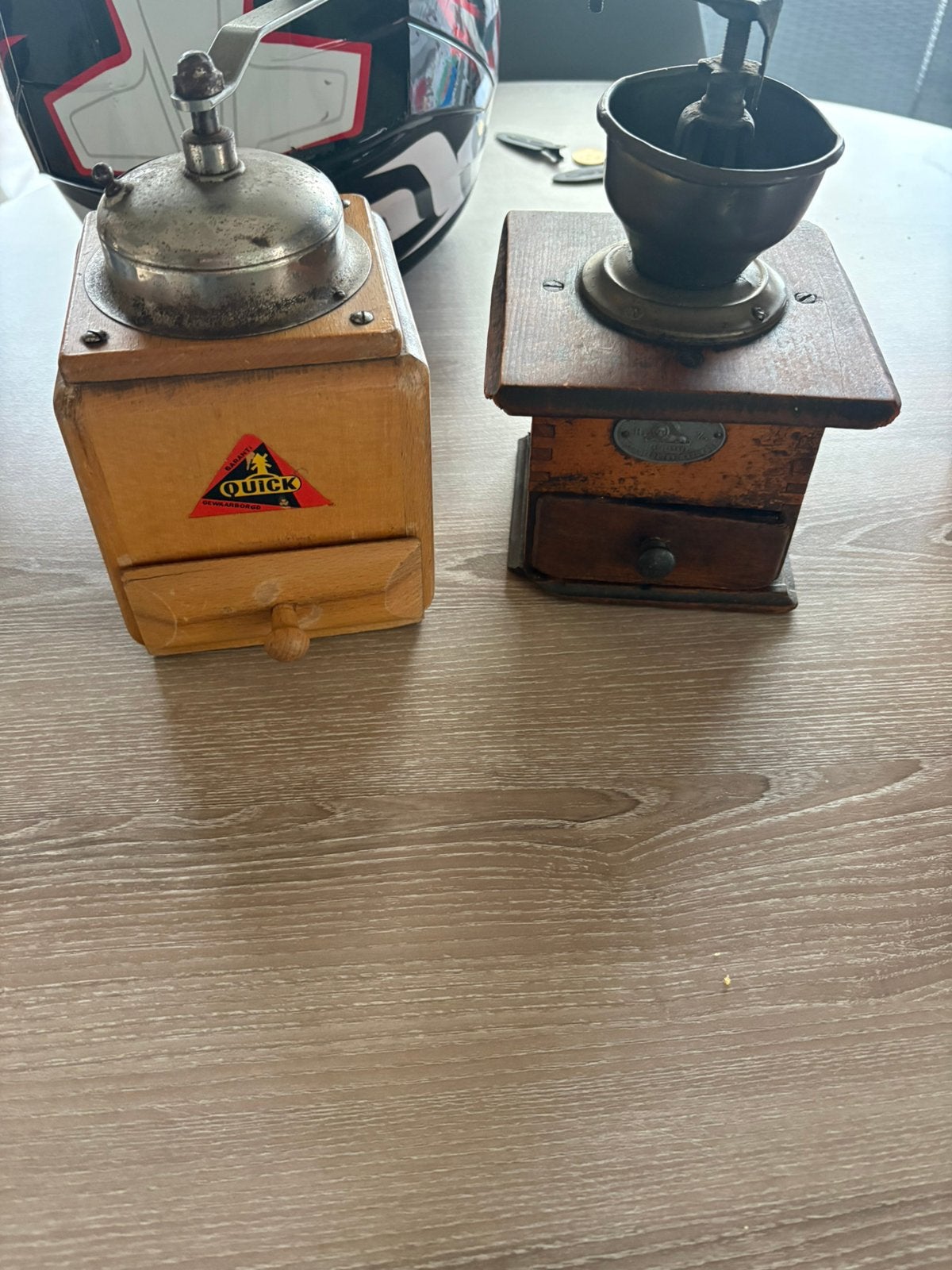 2 oude koffiemolens, Antiek en Kunst, Ophalen of Verzenden