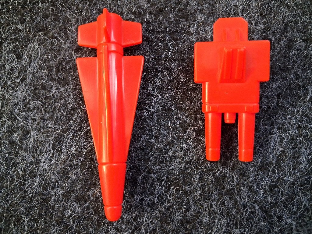 Lot Transformers G1 Stratotronic Jet with Gutcruncher, Verzamelen, Transformers, G1, Ophalen of Verzenden, Zo goed als nieuw, Decepticons