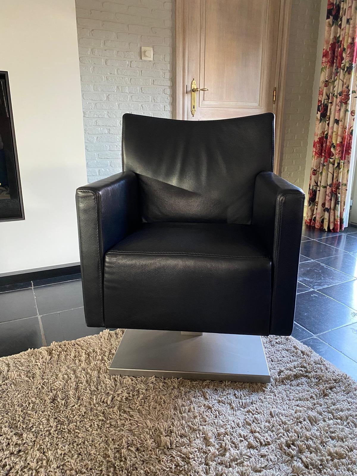 Jori zwart lederen draai fauteuil 2 stuks, Ophalen, Zo goed als nieuw, Leer
