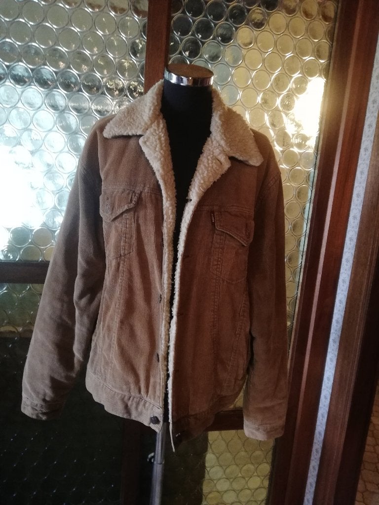 mooie, beige warme vest met pels, Kleding | Dames, Beige, Maat 42/44 (L), Ophalen of Verzenden, Zo goed als nieuw