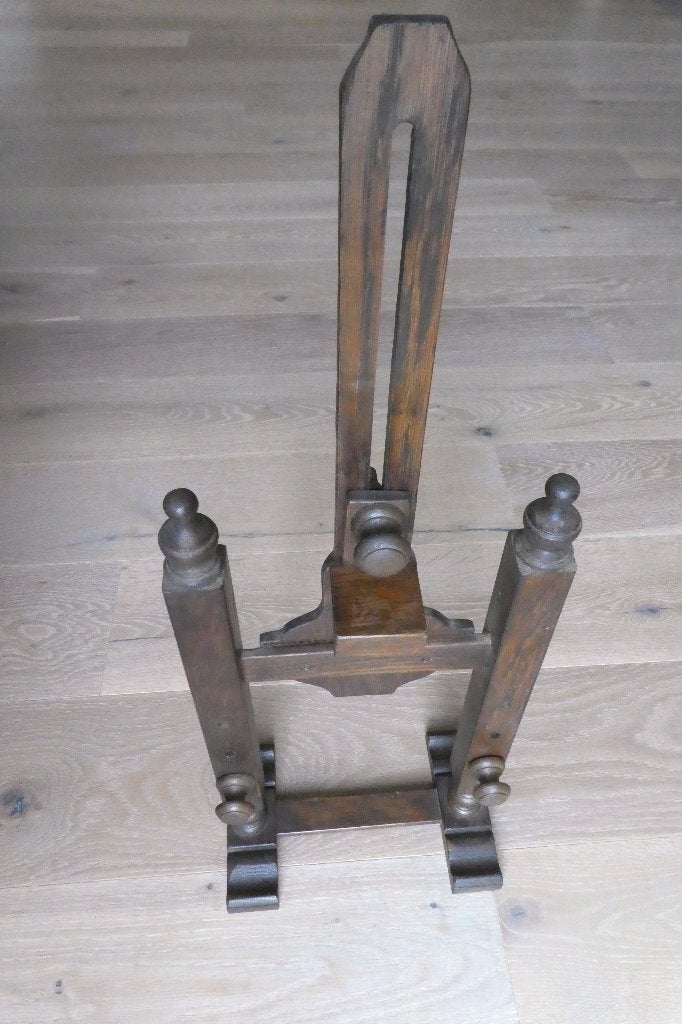 Ancien Chevalet en Bois H. 65,5 cm. Larg. 24,5 cm., Enlèvement