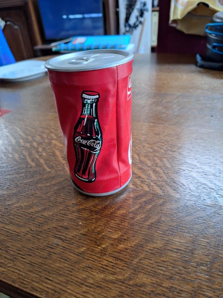 Coca cola dansend blikje, Ophalen of Verzenden