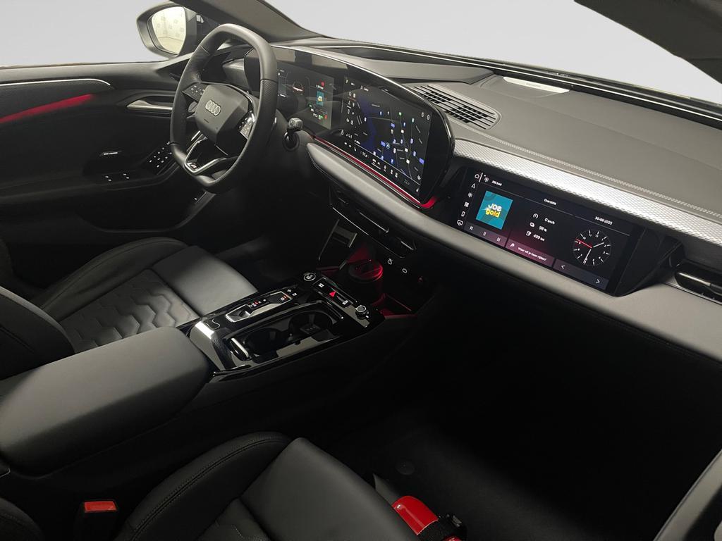 Audi A6 Avant e-tron A6 Avant e-Tron 100 kWh Quattro S line, Autos, Audi, Argent ou Gris, Achat, Break, Airbags