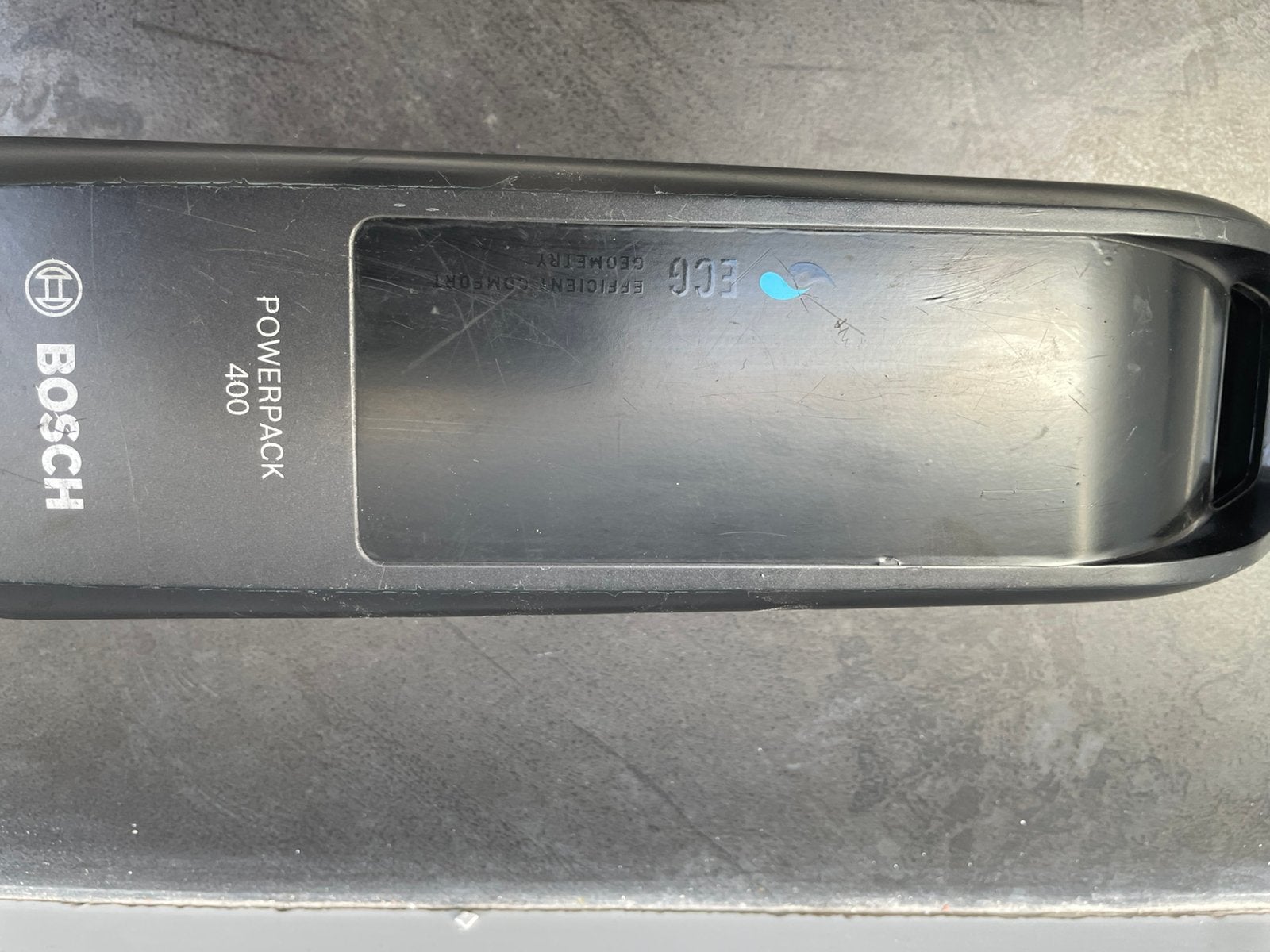Batterie bosch 400 en tres bon etat, Vélos & Vélomoteurs, Comme neuf