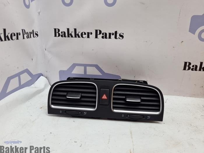 Grille aération tableau de bord d'un Volkswagen Golf, Volkswagen, -, 3 mois de garantie, Utilisé