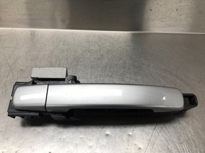 PORTIERGREEP BUITEN RECHTS ACHTER Nissan Qashqai (J10), Gebruikt, Achter, Nissan