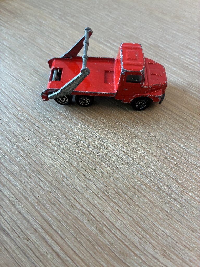 Majorette Multi Benne 1/100, Enlèvement