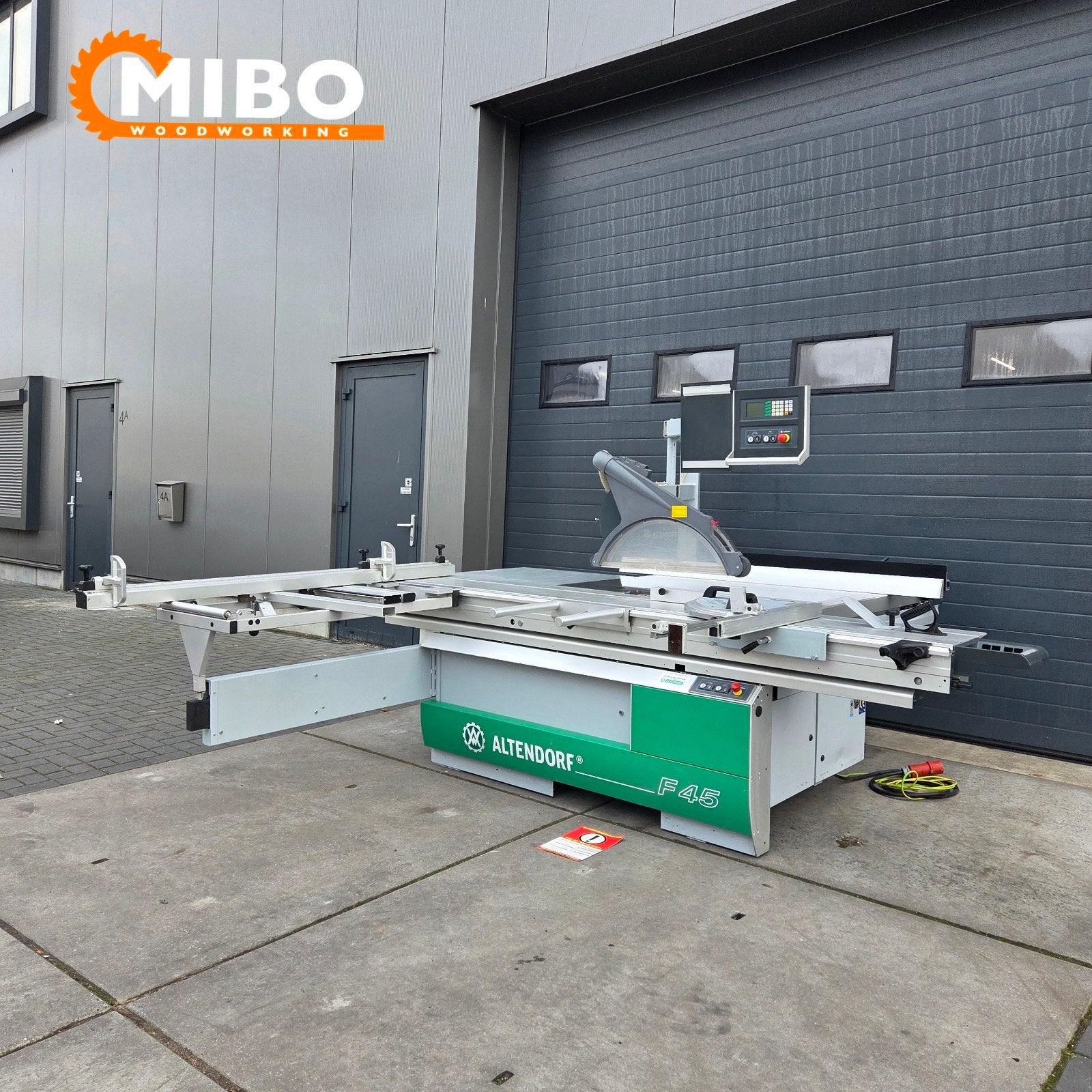 Altendorf F45 Drive elmo formaatzaag ** 3assen cnc vol