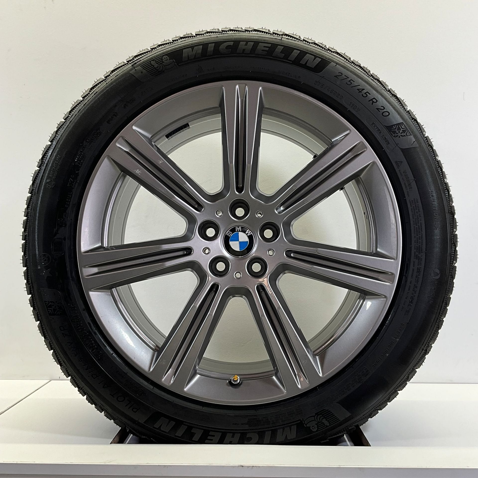 BMW X5 G05 EN X6 G06 SET VELGEN + WINTERBANDEN 20 INCH ORIG., Auto-onderdelen, Banden en Velgen, Gebruikt, -, 275 mm, -