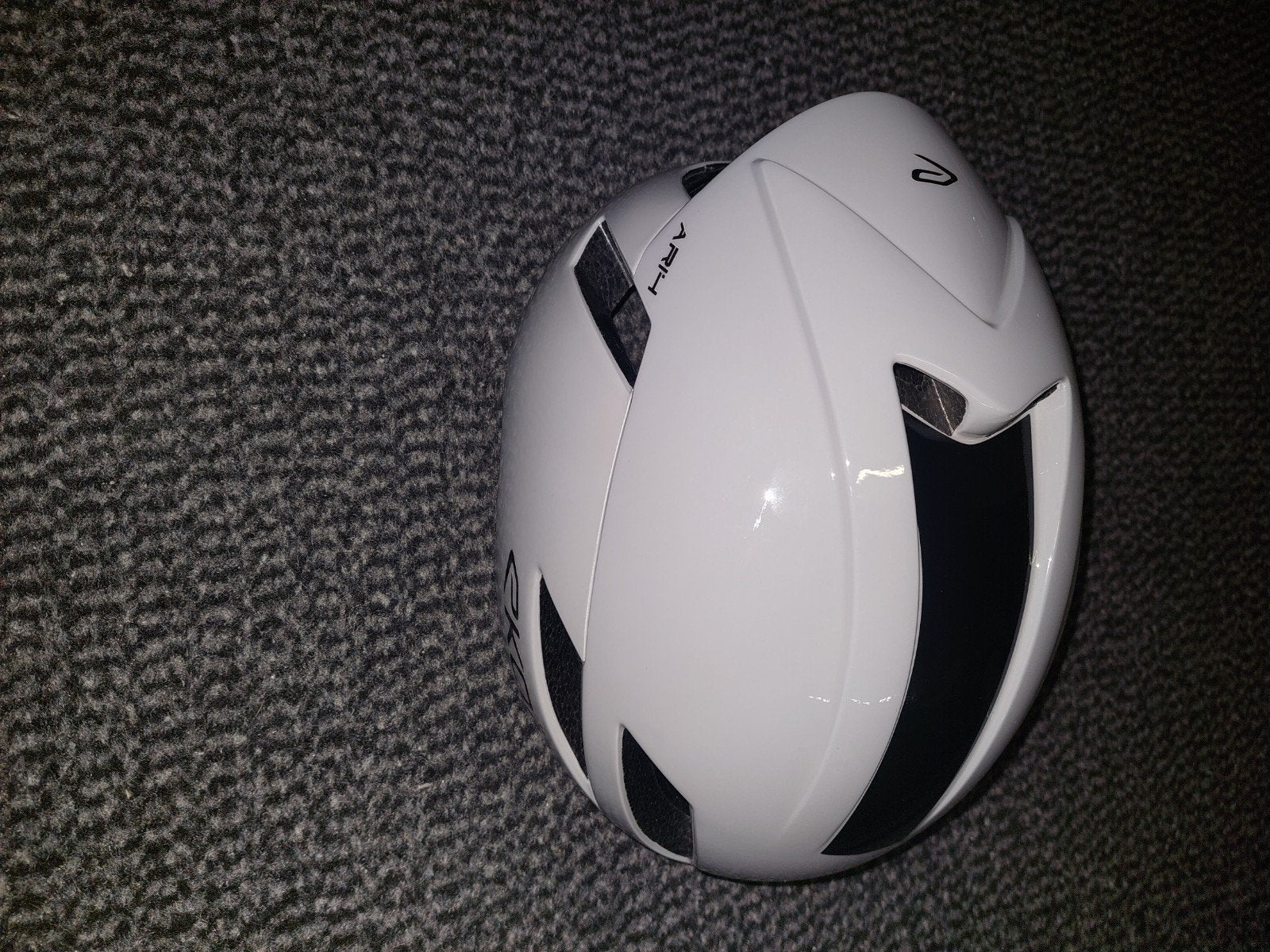 Fiets helm, Fietsen en Brommers, Fietsaccessoires | Fietshelmen, Ophalen, L