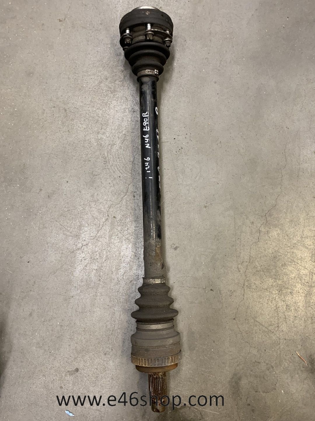 aandrijfas bmw e90 e91 320i rechts n46 motor handbak, Gebruikt, -, -, Ophalen of Verzenden