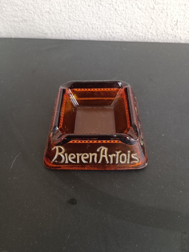 9 asbakken, Collections, Articles de fumeurs, Briquets & Boîtes d'allumettes, Enlèvement