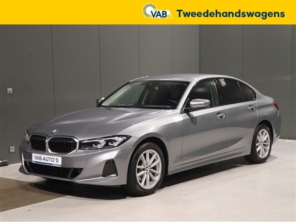 BMW 318   i nav carplay full led leder, Automaat, Zwart, 146 g/km, Bedrijf