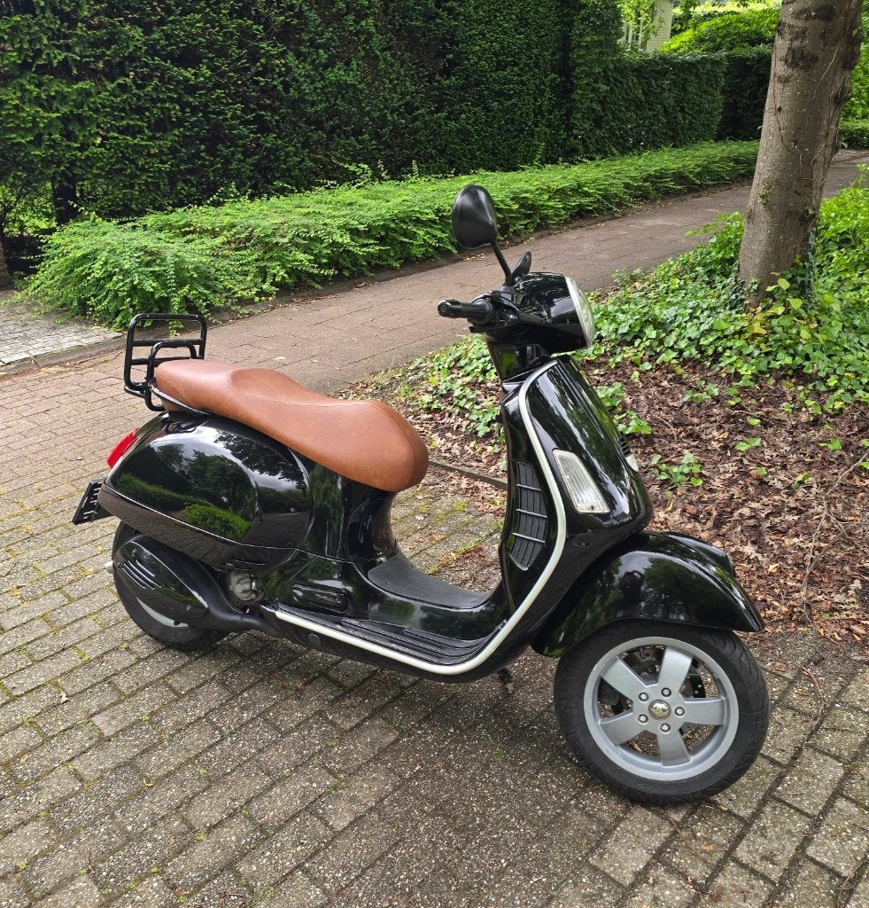 Vespa GTS 125cc, Scooter, Occasion, Particulier, 125 cc