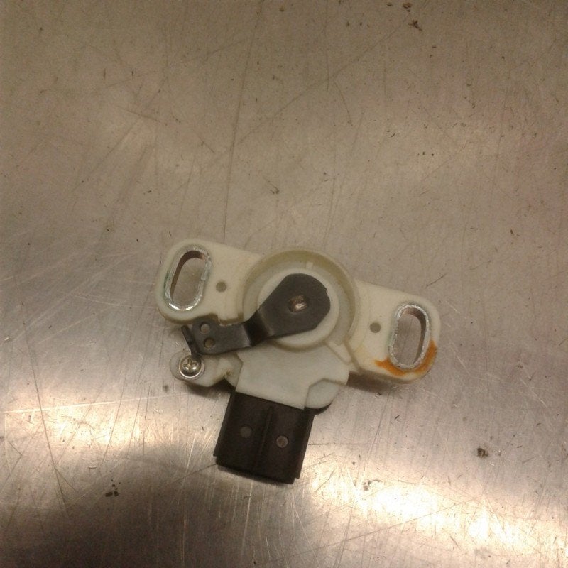 SENSOR DIVERSEN Toyota Yaris III (P13) (|8951033030|), Gebruikt, Toyota
