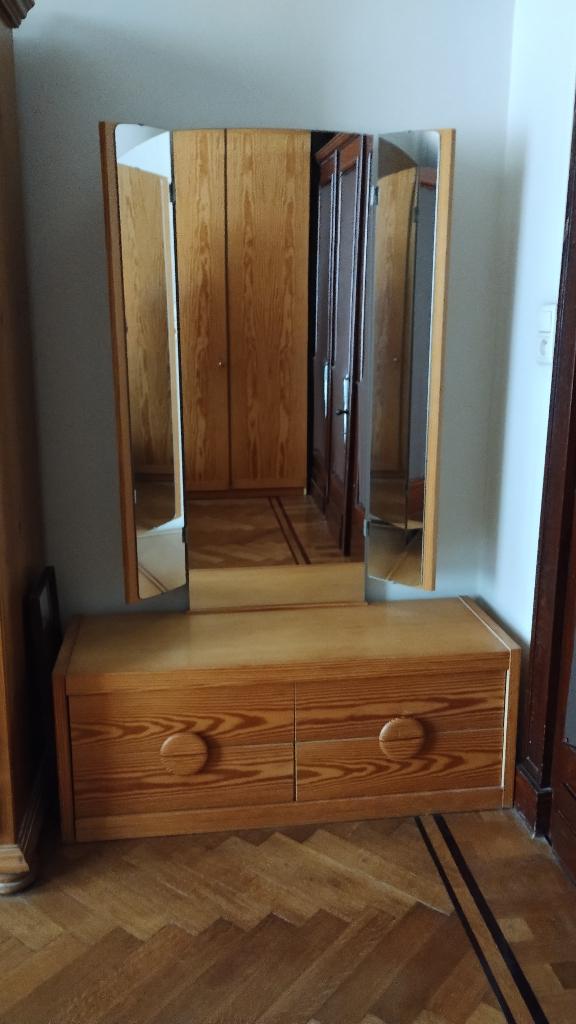 spiegelkast + 2 kledingkasten, Ophalen