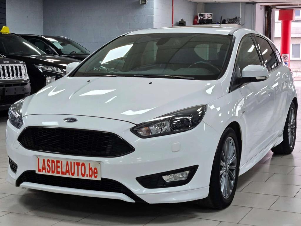 Ford Focus 1.0i EcoBoost ST Line Carplay Android Gps Blue Pa, Focus, Stof, Gebruikt, Wit