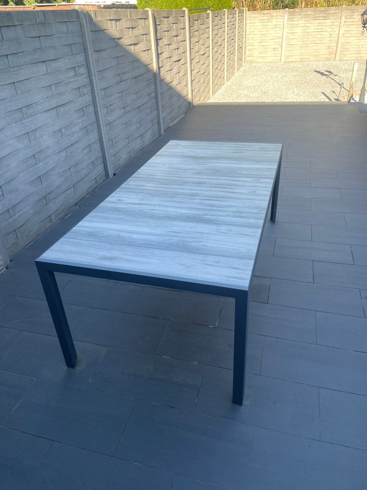 Tuintafel 2,06m x 1m, Ophalen, Zo goed als nieuw, Aluminium