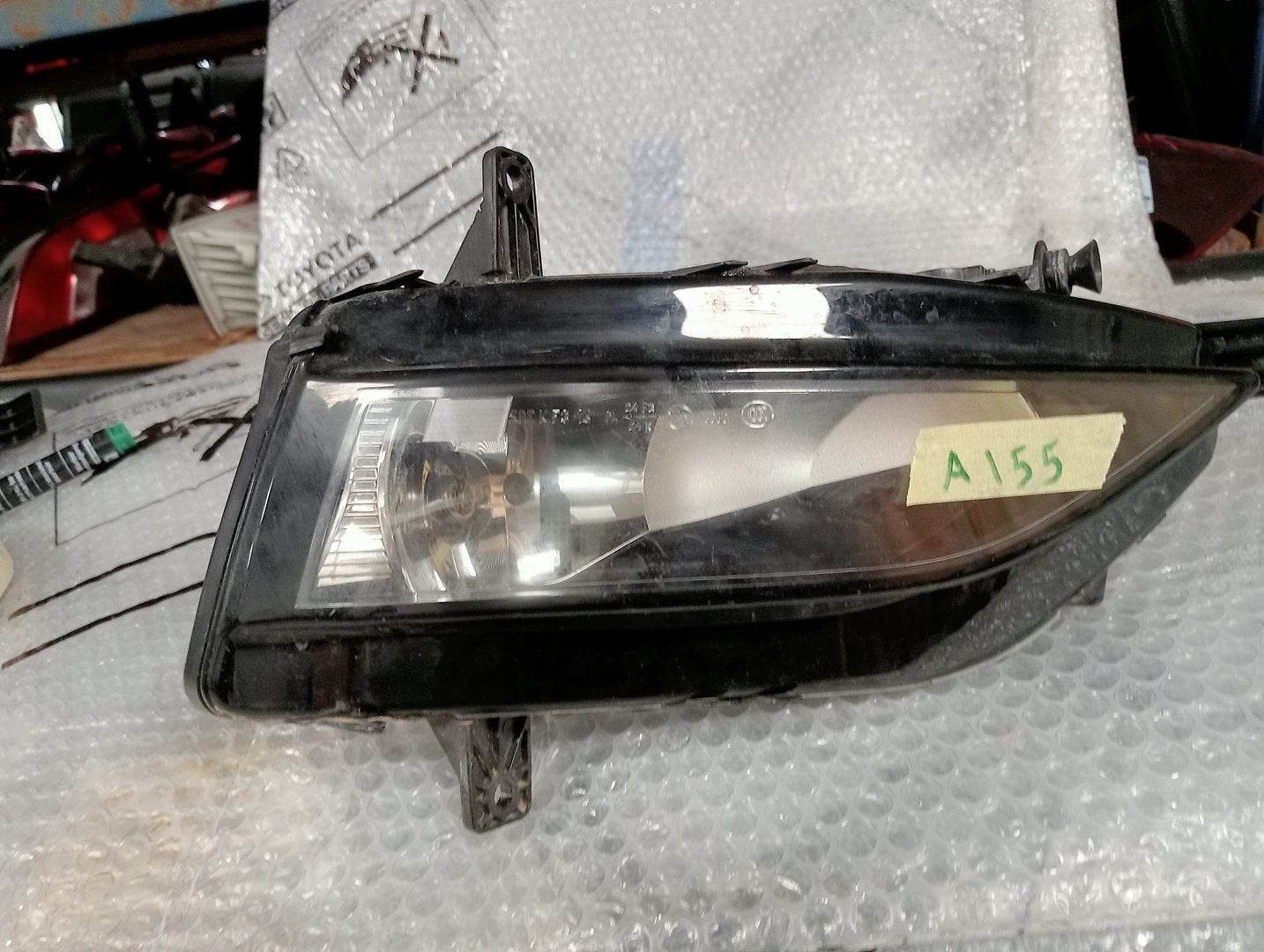Volkswagen Golf mistlamp rechts O230201, Auto-onderdelen, Verlichting, Volkswagen, Gebruikt, Ophalen of Verzenden