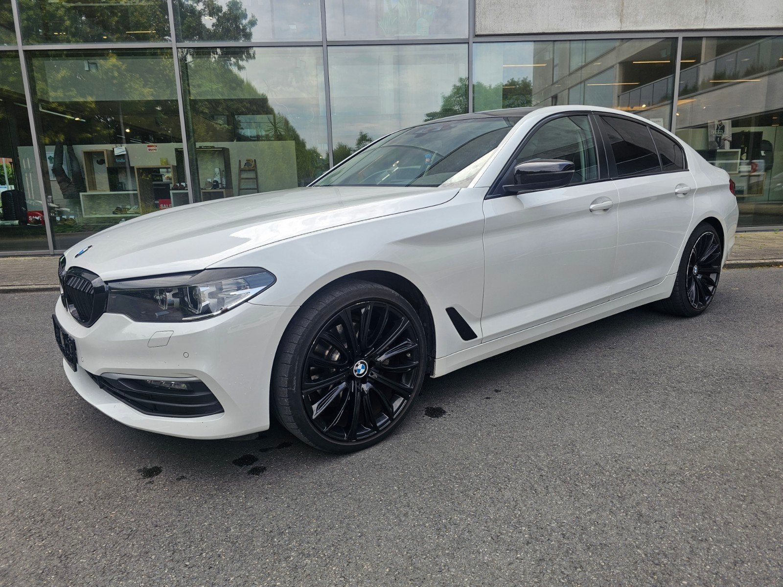 BMW 520 essence automatique, Autos, BMW, Cuir, Entreprise, Entretenue par le concessionnaire, Automatique