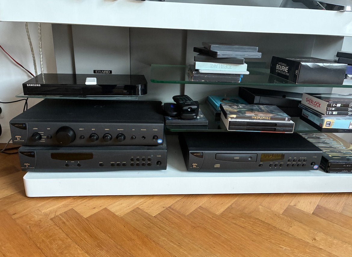 Amplificateur Arcam 8r + lecteur cd 8SE, radio 8, Enlèvement, Comme neuf