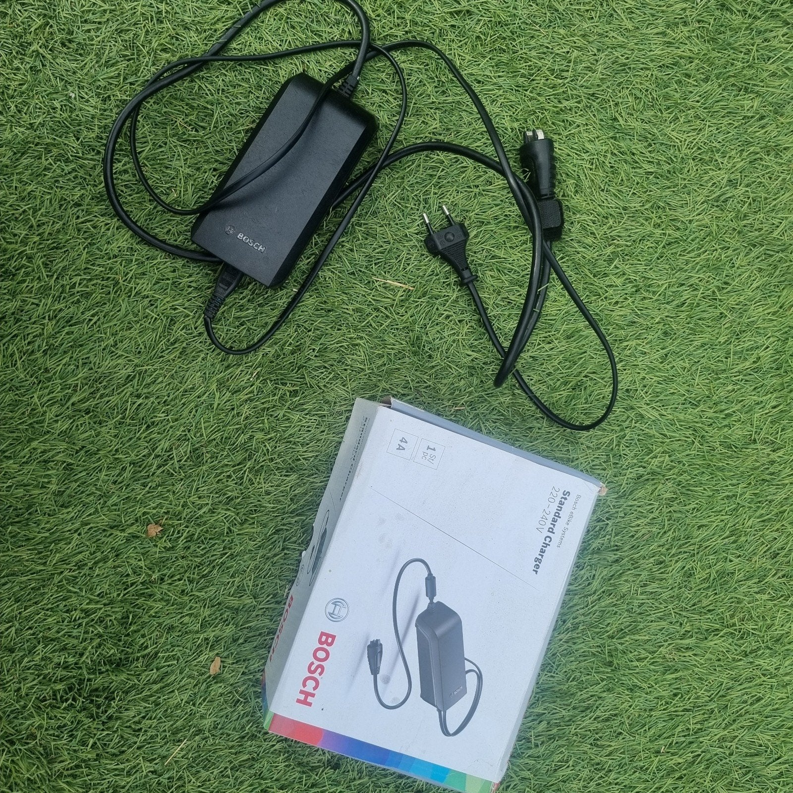 Bosch oplader, prima staat, Ophalen of Verzenden
