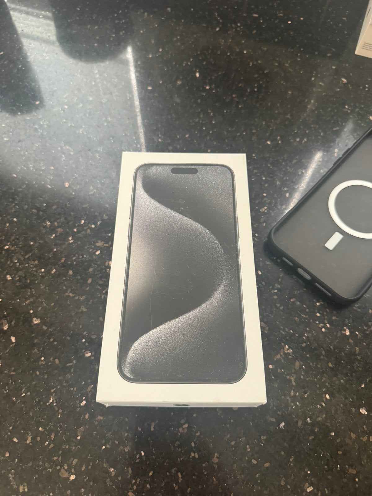 Iphone 15 Pro Max Titanium Black 256GB, Télécoms, Téléphonie mobile | Apple iPhone, IPhone 15 Pro Max, Enlèvement, Sans abonnement