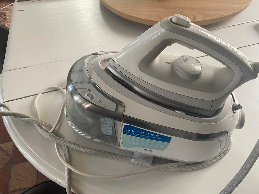 Stoomgenerator philips alleen afhalen en casch betalen, Ophalen, Gebruikt