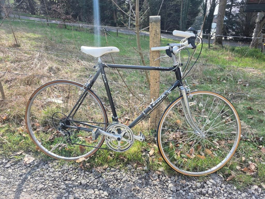 Velo vintage 26 pouce, Vélos & Vélomoteurs, Vélos | Ancêtres & Oldtimers, Enlèvement