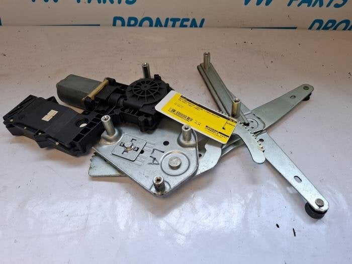 Ruitmechaniek 2Deurs links-achter van een Volkswagen Golf, Gebruikt, -, Volkswagen, -