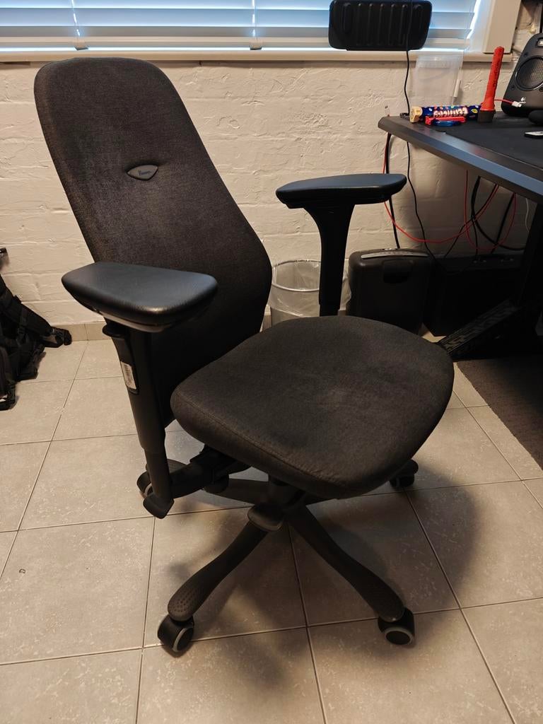 Kinnarps ergonomische bureaustoel, Huis en Inrichting, Ophalen, Ergonomisch
