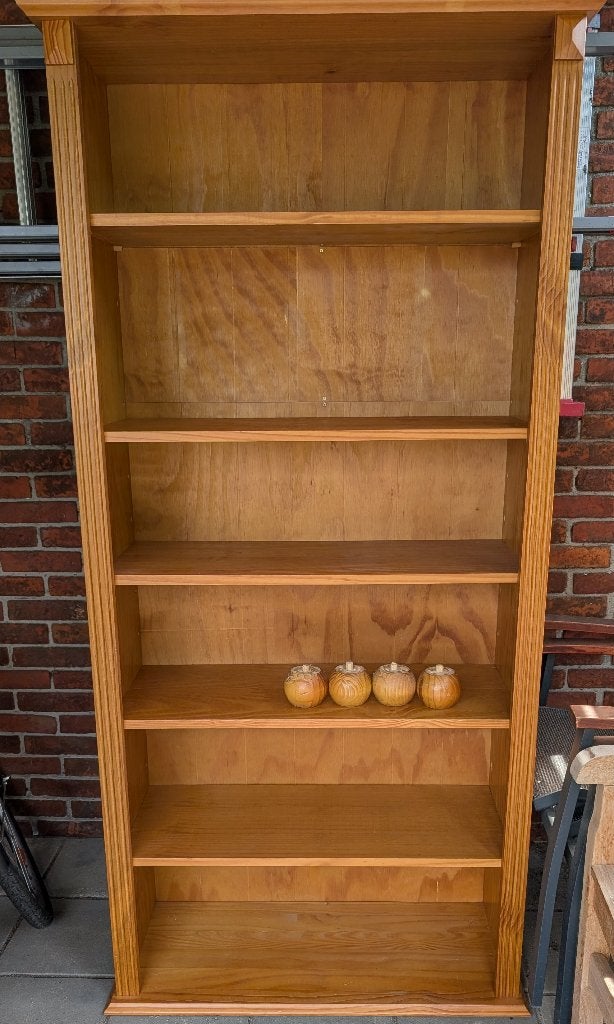 Kast in grenen hout, Ophalen