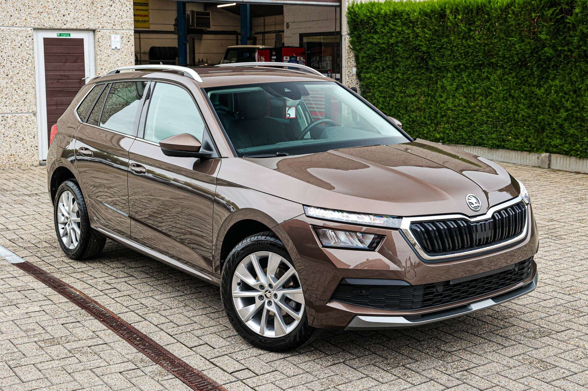 Skoda Kamiq ZETELVERWARMING*DIGITALE-AIRCO*NAVIGATIE*PARKEER, Gebruikt, Lichtsensor, Bedrijf, 5 deurs