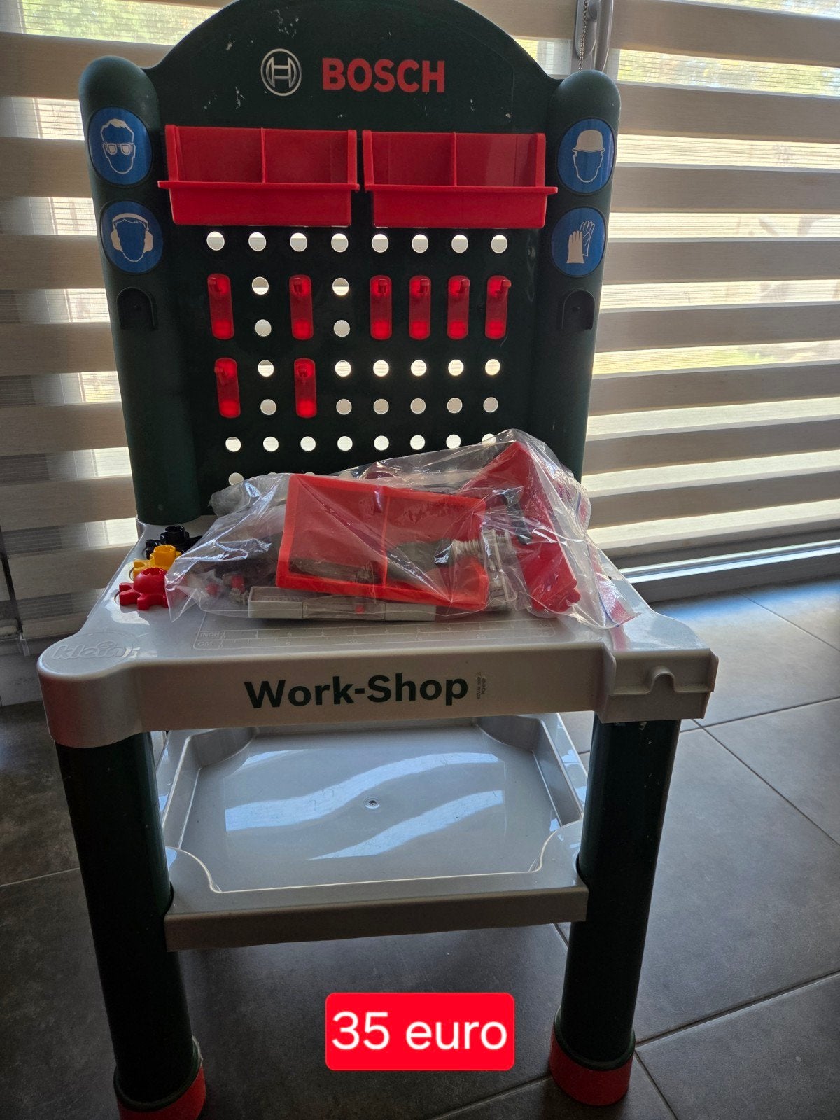 Bosch werkbank kind met toebehoren, Kinderen en Baby's, Ophalen, Gebruikt