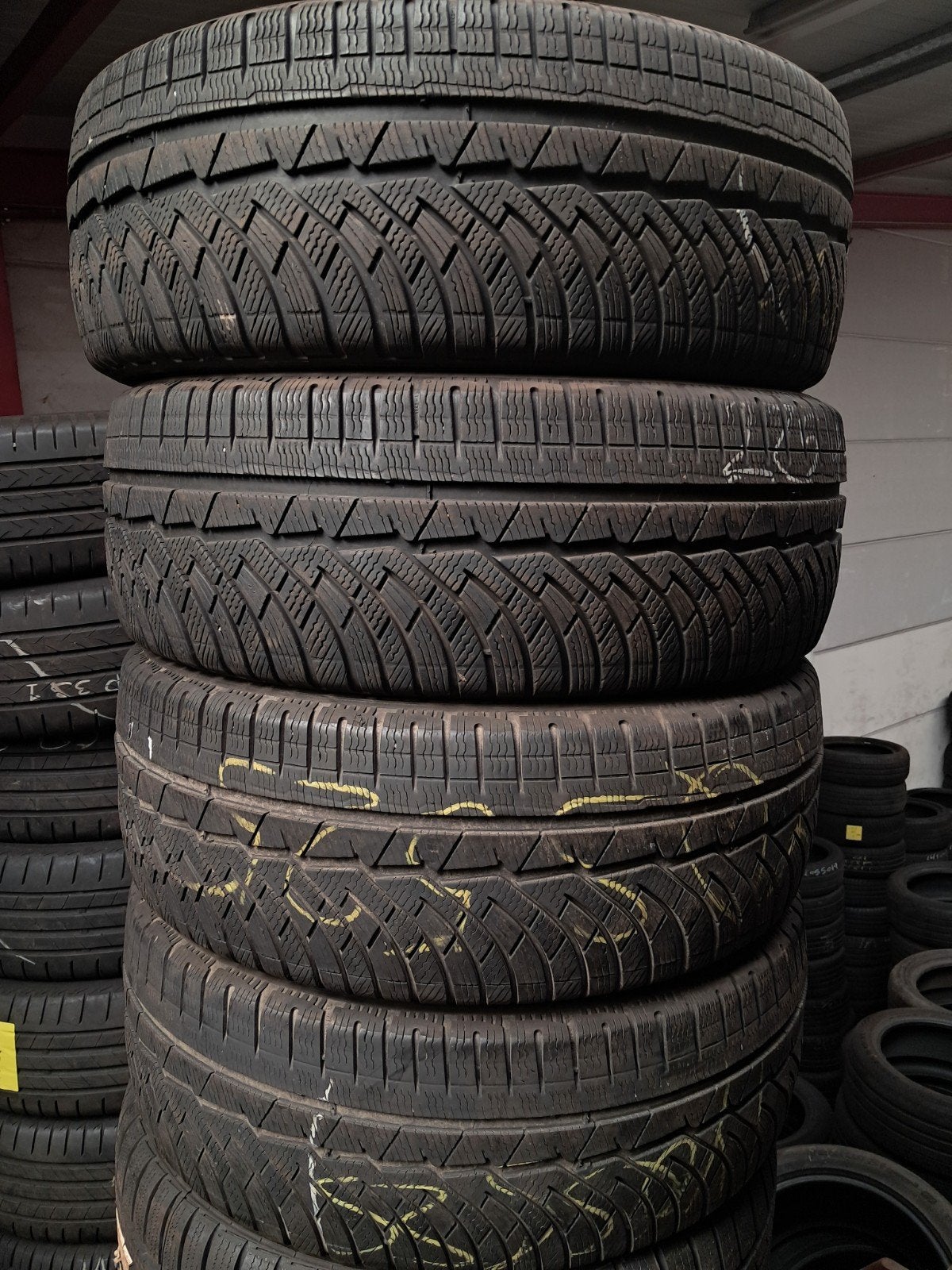225/45/18 225/45R18 2254518 hiver Michelin, Autos : Pièces & Accessoires, Enlèvement