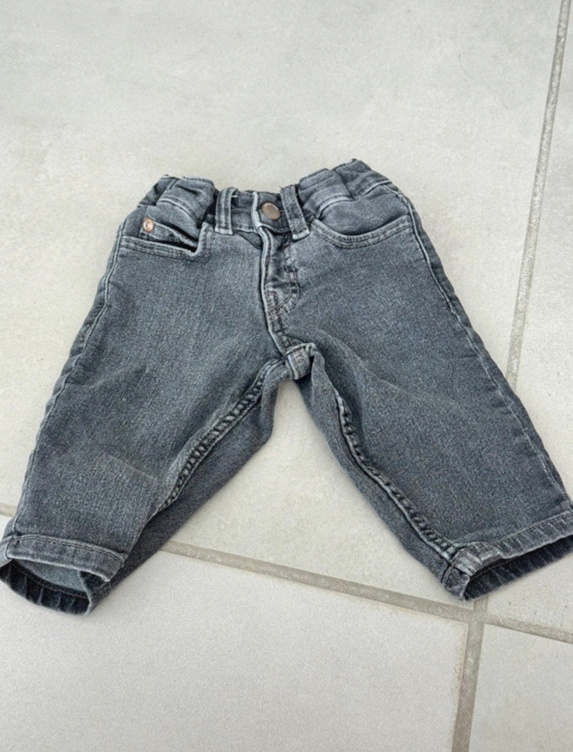 Donker grijs broekje Hema maat 62, Enfants & Bébés, Vêtements de bébé | Taille 62, Enlèvement ou Envoi, Comme neuf, Garçon ou Fille