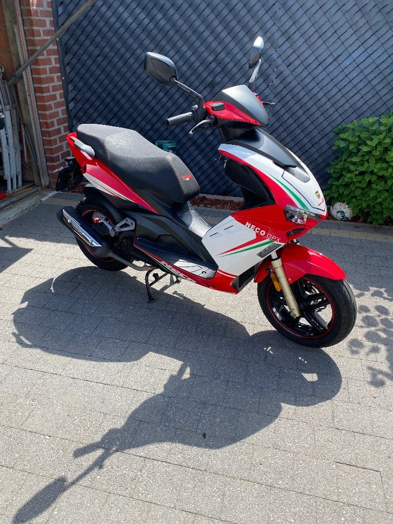 Neco 125 cc, Fietsen en Brommers, Scooters | Vespa, Ophalen