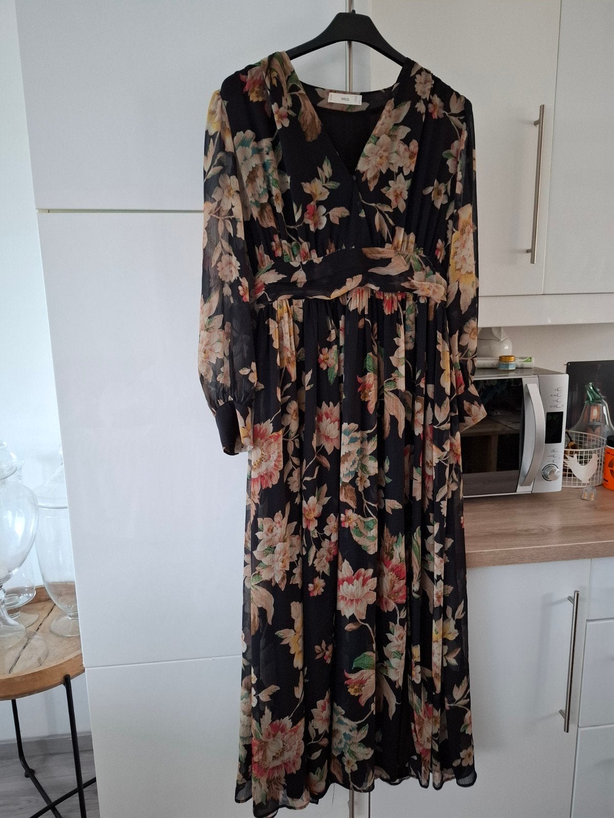 Tres jolie robe légère, Vêtements | Femmes, Robes