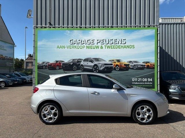 Alfa Romeo Giulietta 1.4 Benzine, Autos, Cuir, Achat, 1280 kg, Euro 6